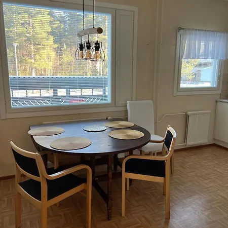 Maeyraenkadun Kolmio Apartment